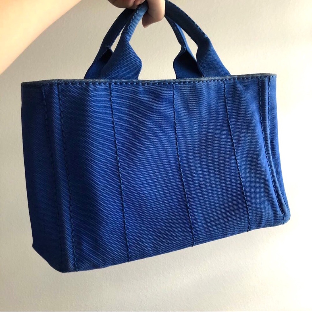 🦋🦋SOLD for $990🦋🦋 Prada Canapa - Picture 2 of 6